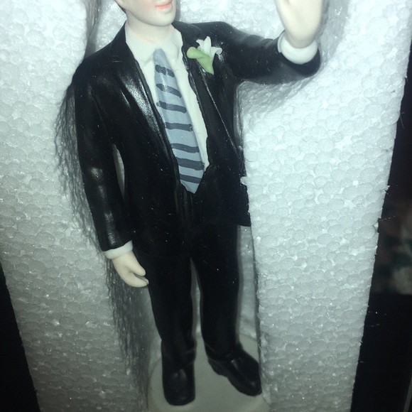 Weddingstar Groom Cake Topper NWT - Picture 3 of 4
